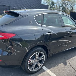 MASERATI LEVANTE S - 9