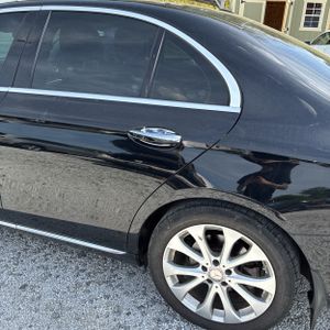 MERCEDES-BENZ E-CLASS - 6