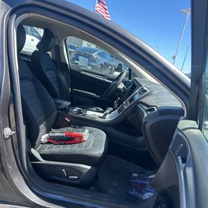 صورة مصغرة 33 لـ 2016 FORD FUSION SE