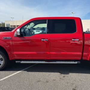 FORD F-150 LARIAT - 4
