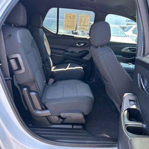 صورة مصغرة 35 لـ 2023 Chevrolet TRAVERSE LT CLOTH