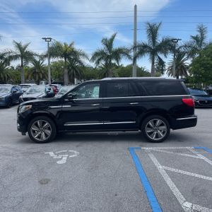 2019 Lincoln NAVIGATOR L RESERVE — фото 3