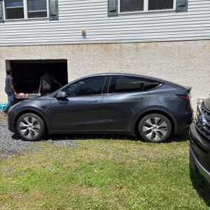 TESLA MODEL Y LONG RANGE - 3
