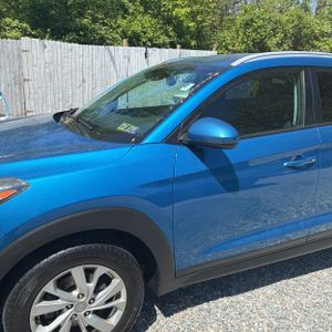 HYUNDAI TUCSON VALUE - 2