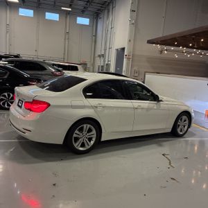 BMW 3 SERIES 330I - 10