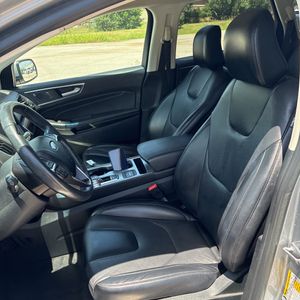 صورة مصغرة 31 لـ 2022 FORD EDGE TITANIUM