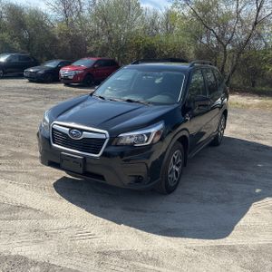 SUBARU FORESTER PREMIUM - 1
