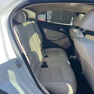 2015 Mercedes-BENZ GLA — миниатюра 35