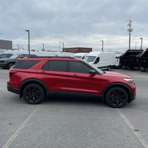 FORD EXPLORER ST - 10