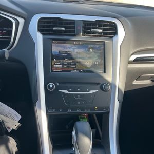 2014 FORD FUSION SE 缩略图 38