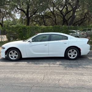 صورة 3 لـ 2020 Dodge CHARGER SXT