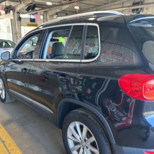 VOLKSWAGEN TIGUAN 2.0T WOLFSBURG EDITION - 6