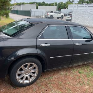 صورة 9 لـ 2006 Chrysler 300 C