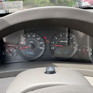 2006 JEEP GRAND CHEROKEE LAREDO — миниатюра 37