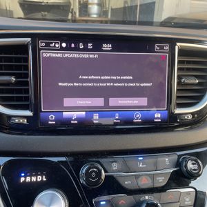 2022 Chrysler PACIFICA TOURING L — миниатюра 36