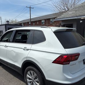 VOLKSWAGEN TIGUAN S 4MOTION - 6