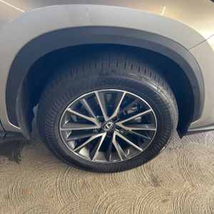 2025 Lexus NX 350 PREMIUM — миниатюра 20