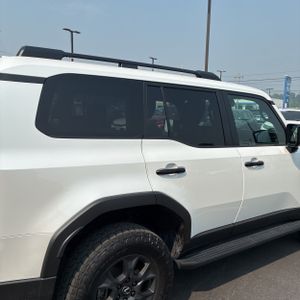 صورة 9 لـ 2025 Lexus GX 550 OVERTRAIL