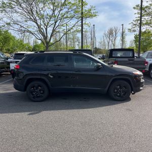 JEEP CHEROKEE LIMITED - 10