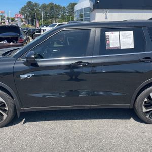 MITSUBISHI OUTLANDER PHEV SE - 4