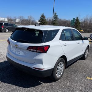 CHEVROLET EQUINOX LS - 8