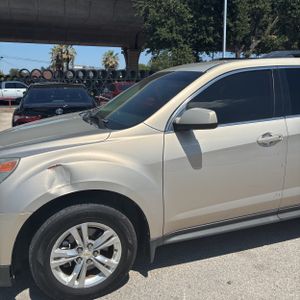 2011 Chevrolet EQUINOX LT — фото 2