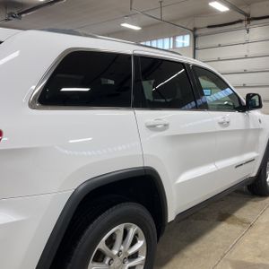 JEEP GRAND CHEROKEE LAREDO E - 9