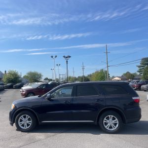 DODGE DURANGO SXT - 3