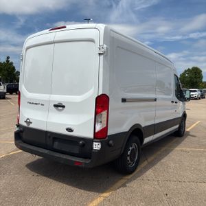 FORD TRANSIT 150 - 8