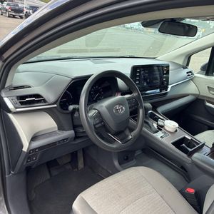 2023 Toyota SIENNA LE 8-PASSENGER 照片 37