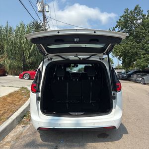 صورة 40 لـ 2025 Chrysler PACIFICA SELECT