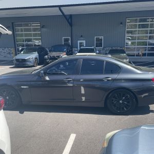 BMW 5-SERIES 550I - 3