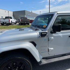JEEP WRANGLER SAHARA 4X4 - 2