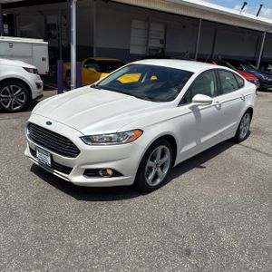 FORD FUSION SE - 1