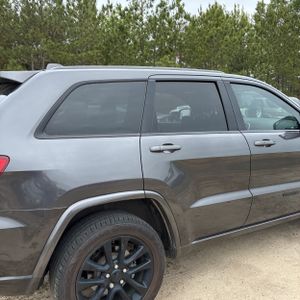 JEEP GRAND CHEROKEE - 9