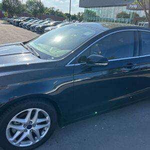 FORD FUSION SE - 2