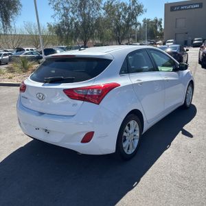 HYUNDAI ELANTRA GT BASE - 8