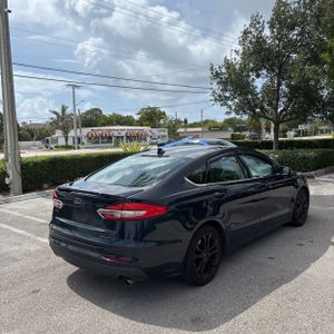 FORD FUSION SE - 8