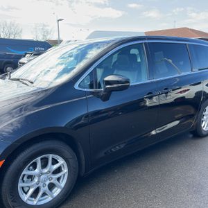 CHRYSLER PACIFICA SELECT - 2