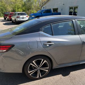 NISSAN SENTRA SR - 9