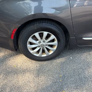 2019 Chrysler PACIFICA TOURING L thumbnail 19