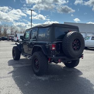 JEEP WRANGLER UNLIMITED SAHARA - 5