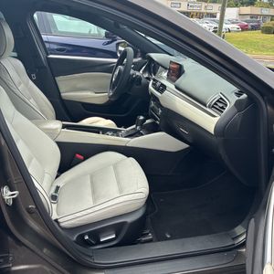 2017 Mazda MAZDA6 GRAND TOURING — фото 32