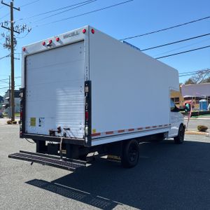 CHEVROLET EXPRESS 3500 - 8