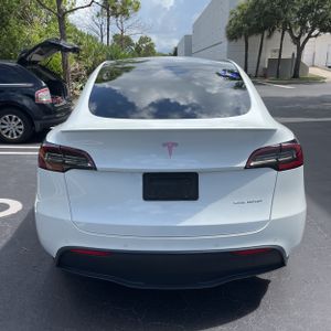TESLA MODEL Y LONG RANGE - 7