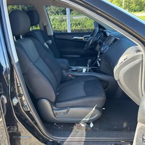 2017 Nissan PATHFINDER SV 照片 33