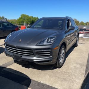 PORSCHE CAYENNE - 1