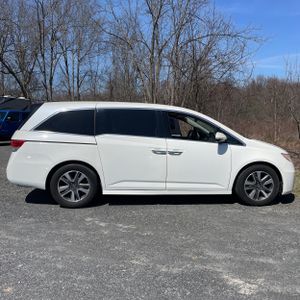HONDA ODYSSEY TOURING ELITE - 10