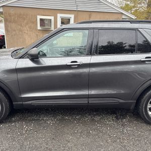 FORD EXPLORER XLT - 4