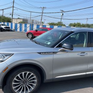 2023 Lincoln AVIATOR STANDARD photo 2